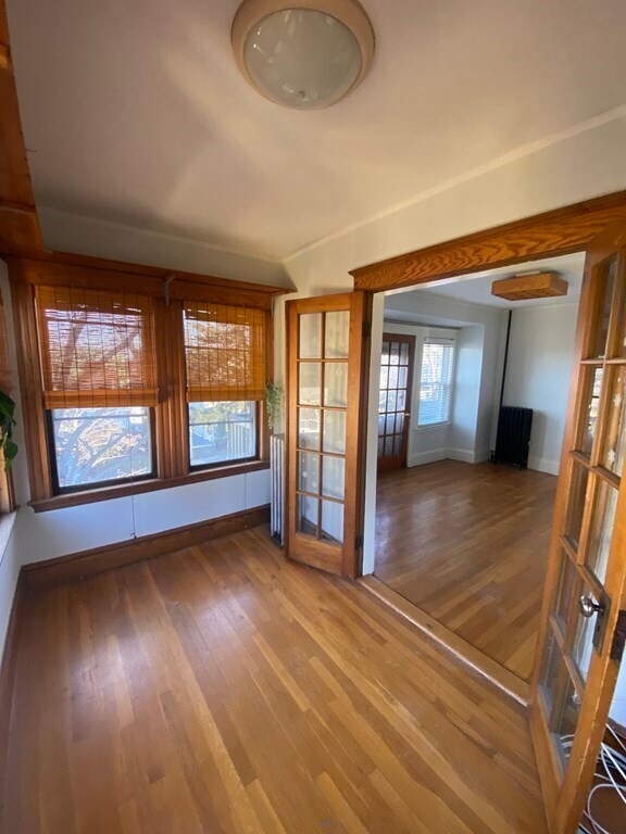 Building Photo - 96 Alban St