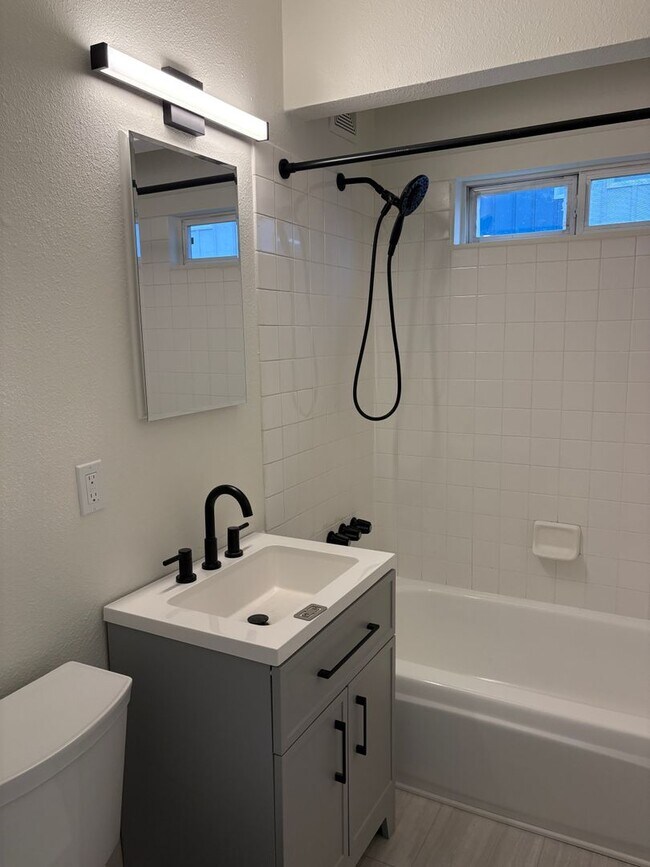 Building Photo - Live in Ballard - everything is new! 2 bed 2 bath