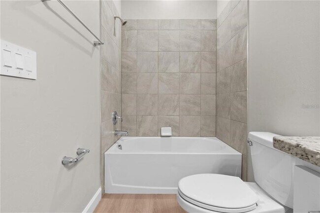 Building Photo - 15719 Islandwalk Ave