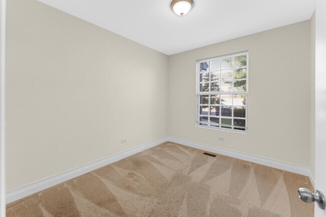 Building Photo - 10201 Camden Ln