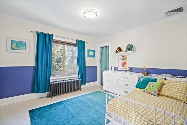 Building Photo - 51 Edgemont Rd