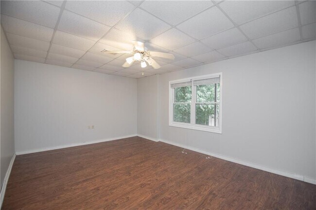 Building Photo - 755 Sheridan Ridge Ct