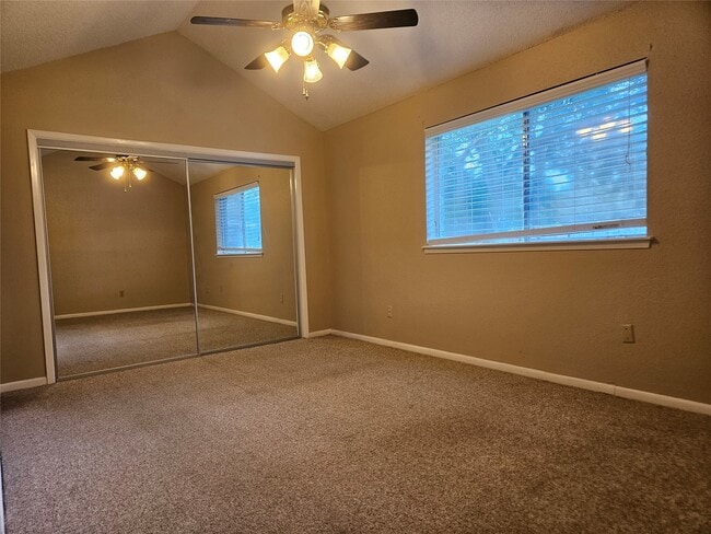 Building Photo - 2822 Chimneystone Cir