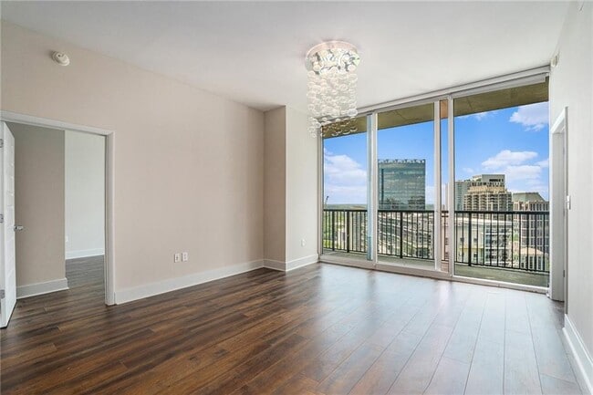 Building Photo - 1080 Peachtree St NE