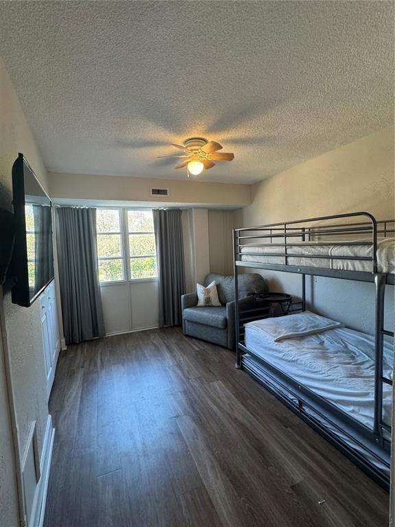 Building Photo - 3315 58th Ave S