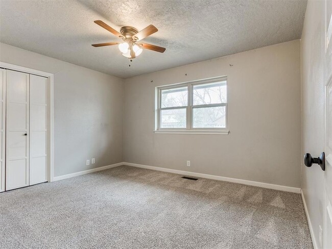 Building Photo - 1428 Cinderella Ave