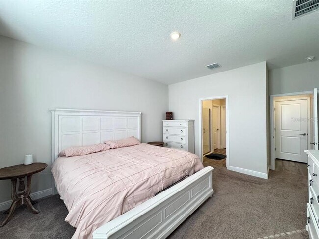 Building Photo - 10353 Fieldstone Myrtle Wy