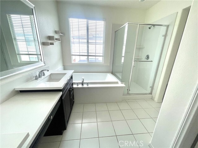 Building Photo - 3121 E Yosemite Dr