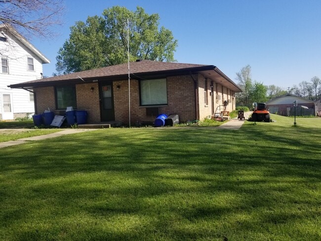 Building Photo - 2245 19th Ave