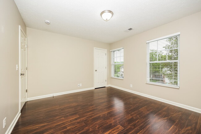 Building Photo - 3428 Chandler Cove Way
