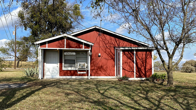 Building Photo - 10608 County Rd 1020