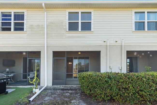 Building Photo - 10705 Verawood Dr