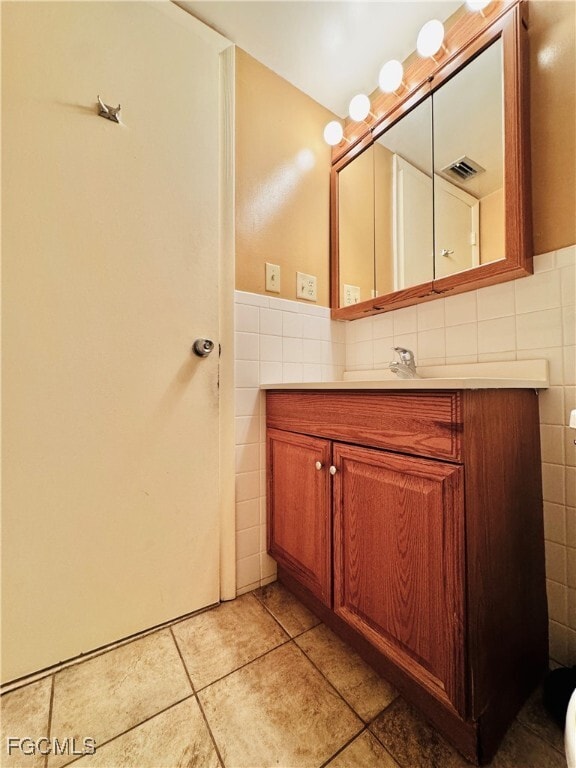 Building Photo - 2264 Winkler Ave