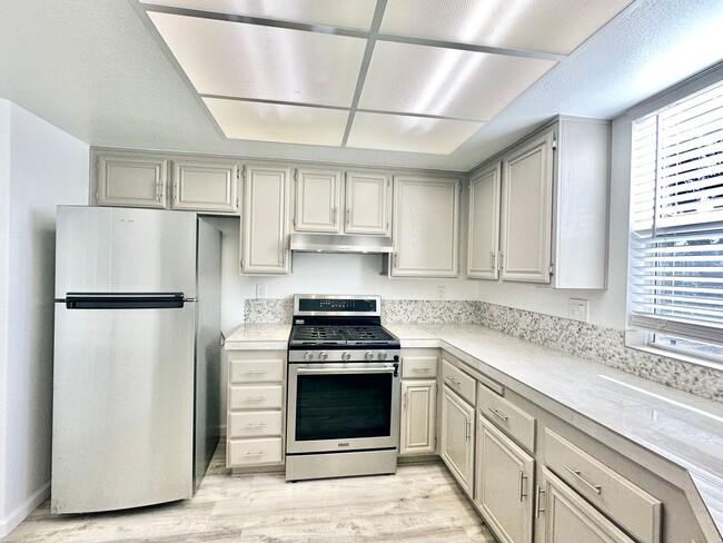 Building Photo - Beautiful & Updated Two-Story on a Quiet Cul-De-Sac, Private Fenced Yard Space, & Just Minutes to...