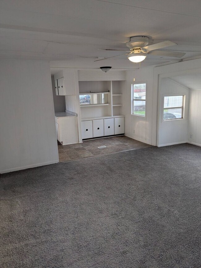 Building Photo - Big Rock West Mobile Home Park