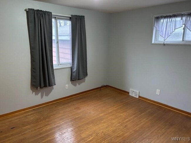 Building Photo - 154 Joseph Dr