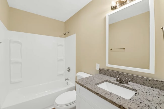 Building Photo - 2103 Concord Lake Rd