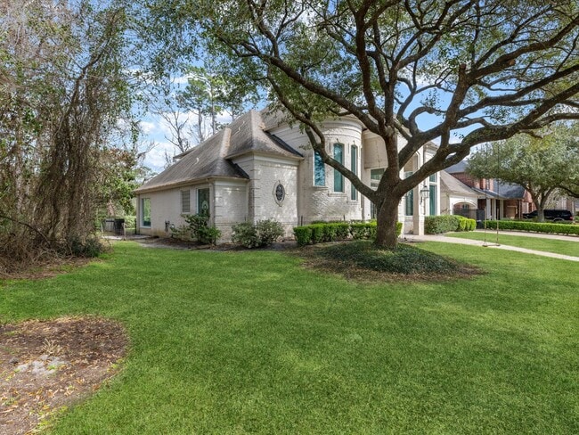 Building Photo - 15318 Beecham Dr