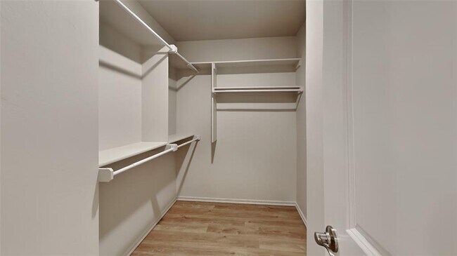 Building Photo - 12704 Elba Dr