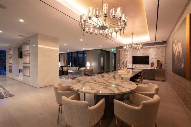 Building Photo - 1400 W Peachtree St NW