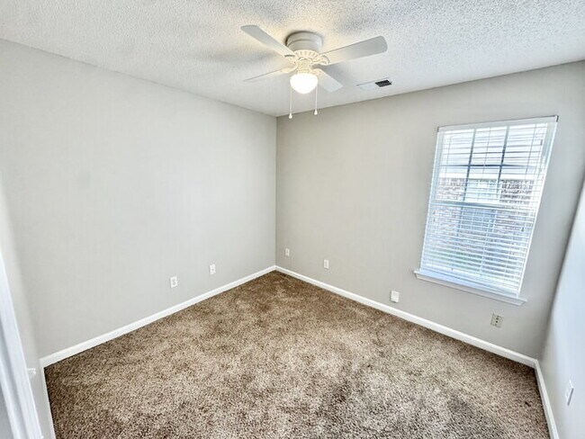 Building Photo - 10095 Nolton Cir