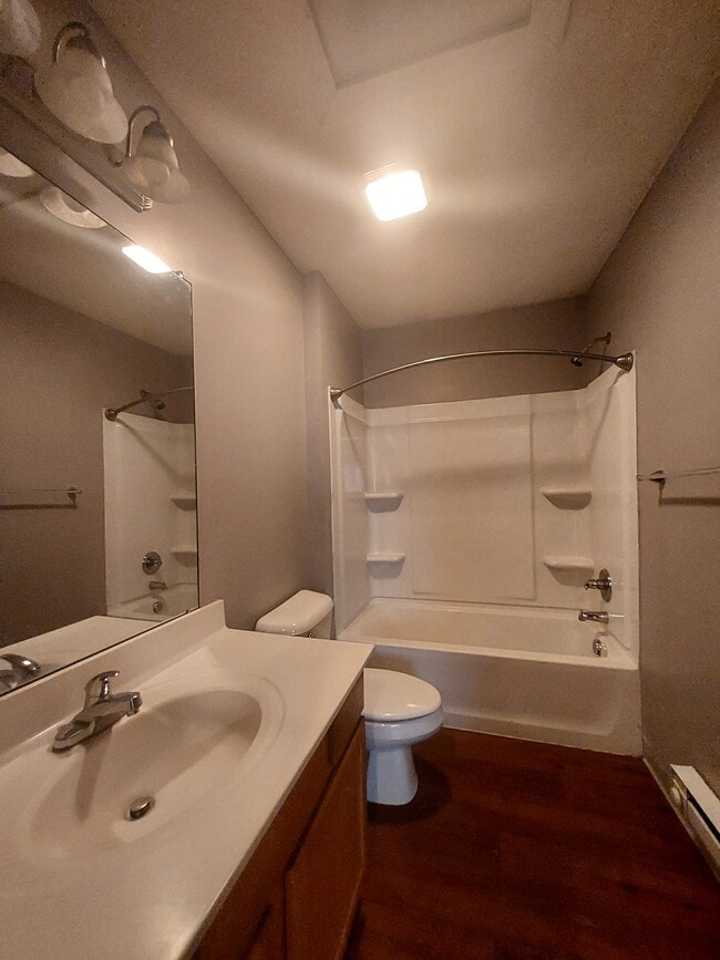 Building Photo - 169 S 6th St