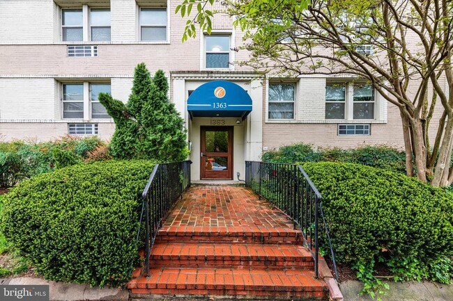 Primary Photo - 1363 K St SE