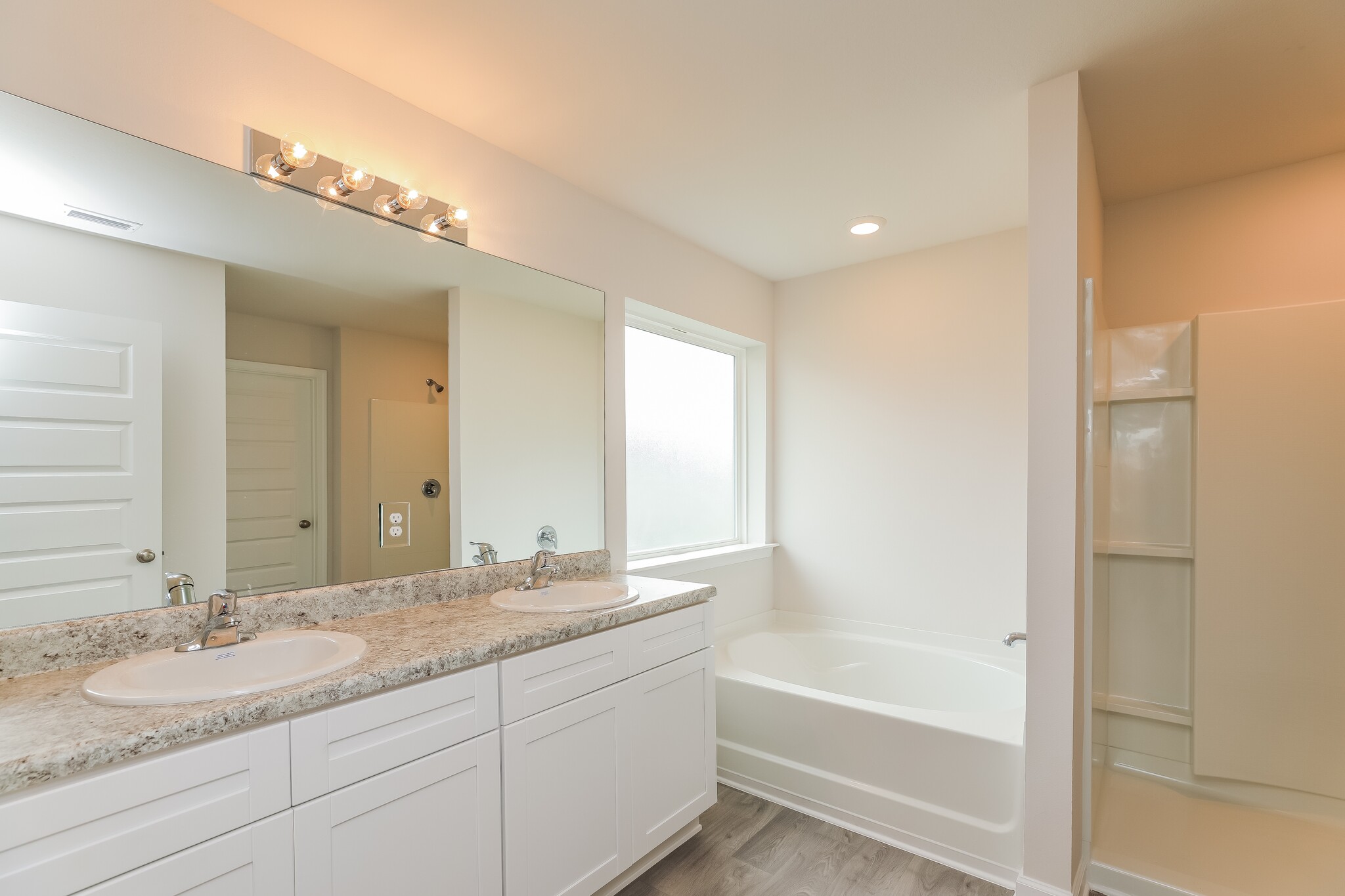 Building Photo - 5816 Tiagra Dr