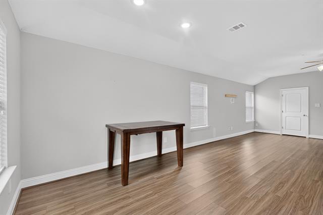 Building Photo - 1412 Waverley Dr