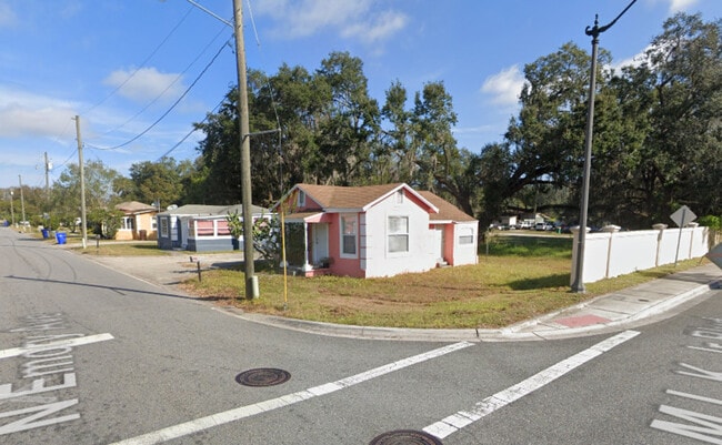 Building Photo - 601 N Emory Ave