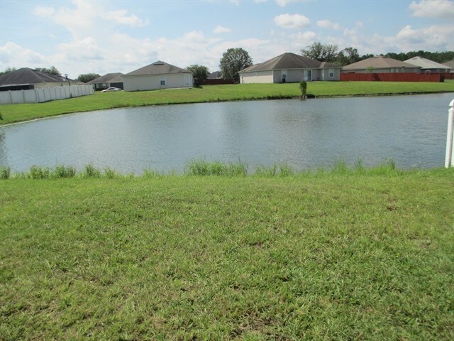 Building Photo - 8722 Star Leaf Rd N