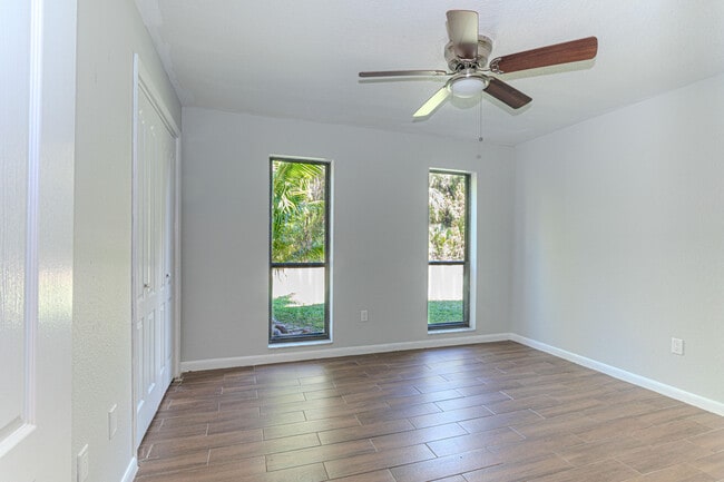 Building Photo - 169 Armadillo Way