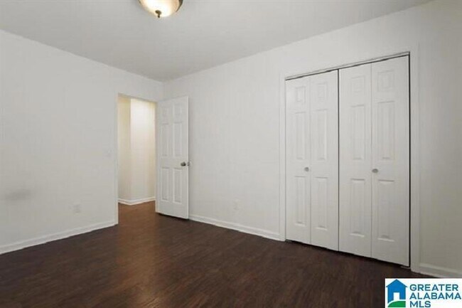 Building Photo - 2106 Montreat Pkwy