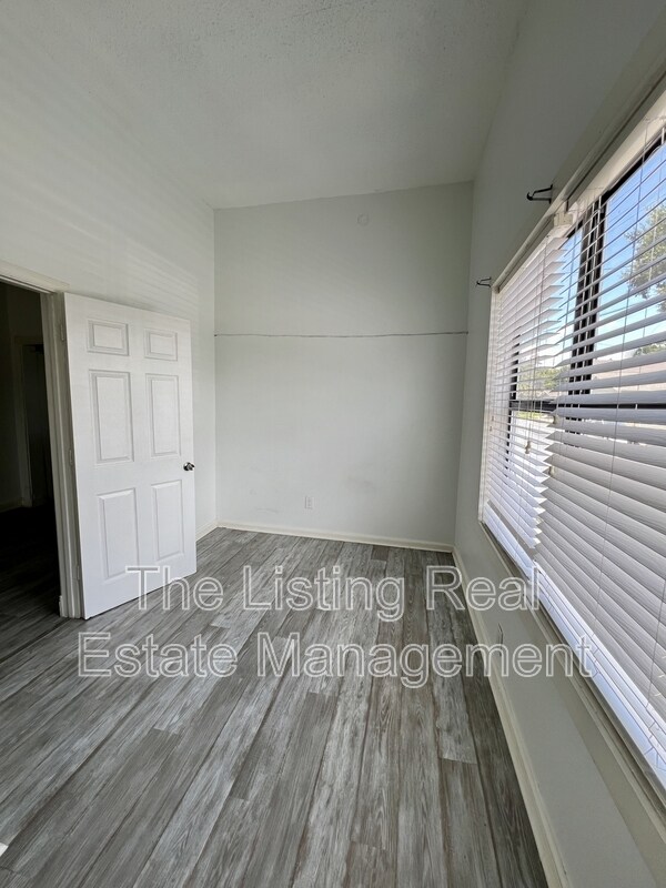 Building Photo - 2824 N 19th St