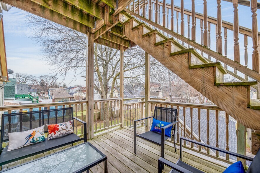 Building Photo - 1400 College Ave