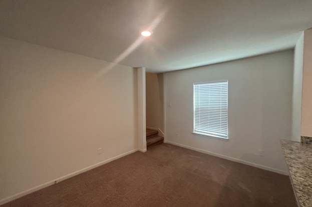Building Photo - 11026 Chatham Ct