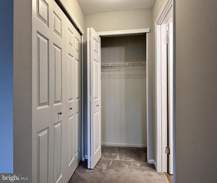 Master Closet - 1507 Bennett Pl