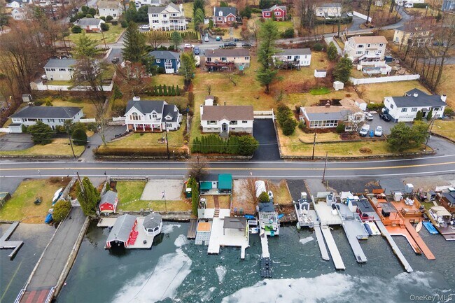 Building Photo - 850 S Lake Blvd