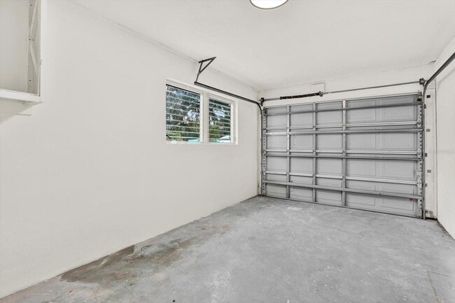 Building Photo - 5543 Gulf Dr