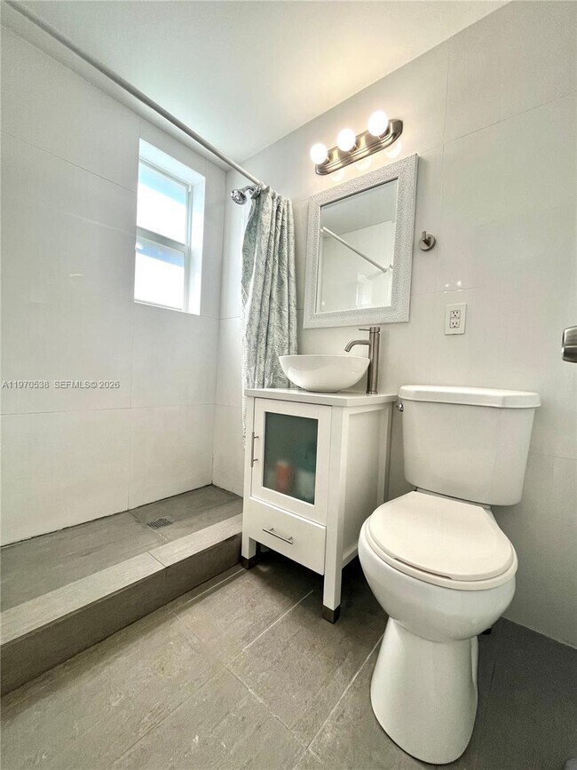 Building Photo - 6310 SW 79th St