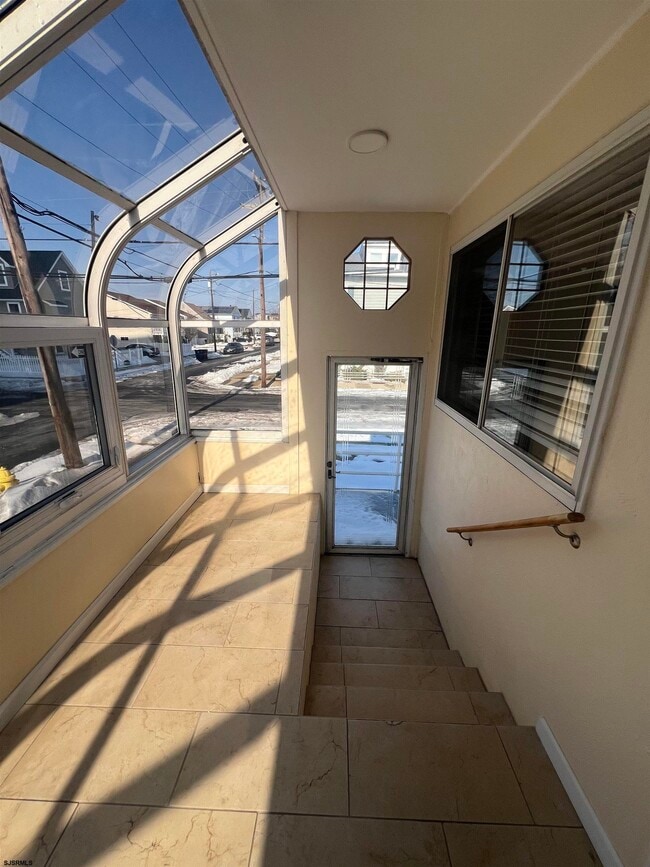 Building Photo - 239 N Derby Ave