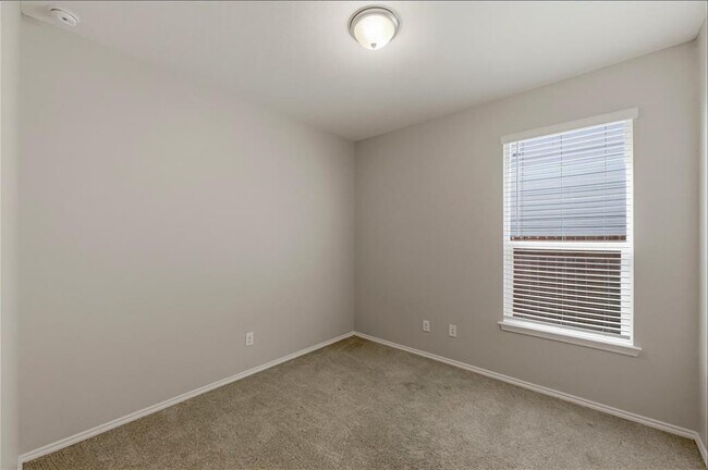 Building Photo - 7803 Song Sparrow Dr.