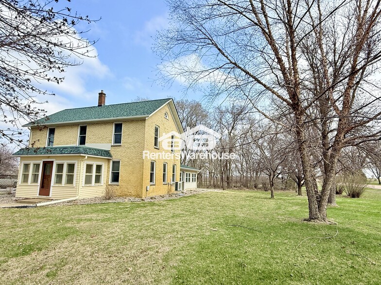 Building Photo - 15182 County Rd 40
