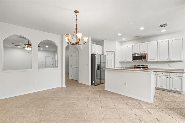 Building Photo - 7928 Limestone Ln