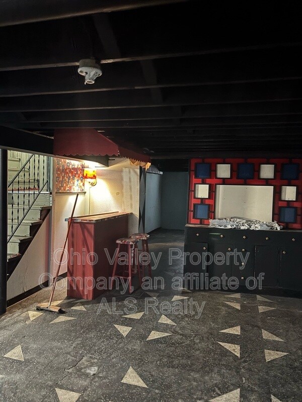 Building Photo - 2925 Rio Rita Ave