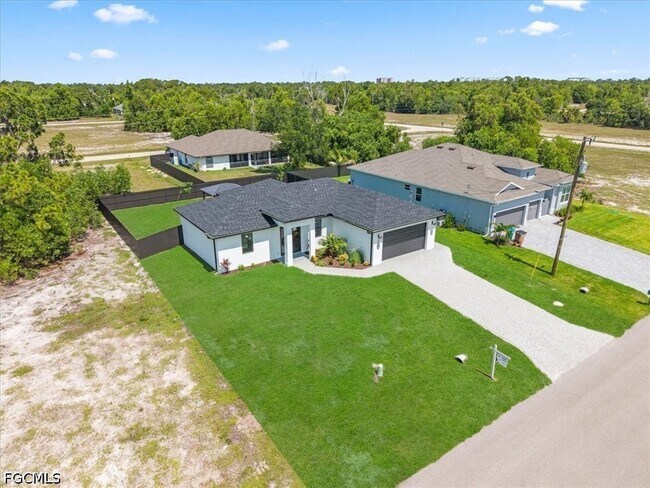 Building Photo - 4536 NW 35th Pl
