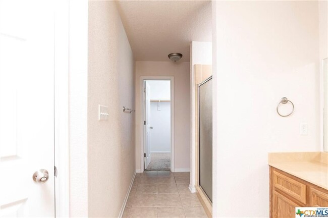 Building Photo - 2605 Wisteria Ln