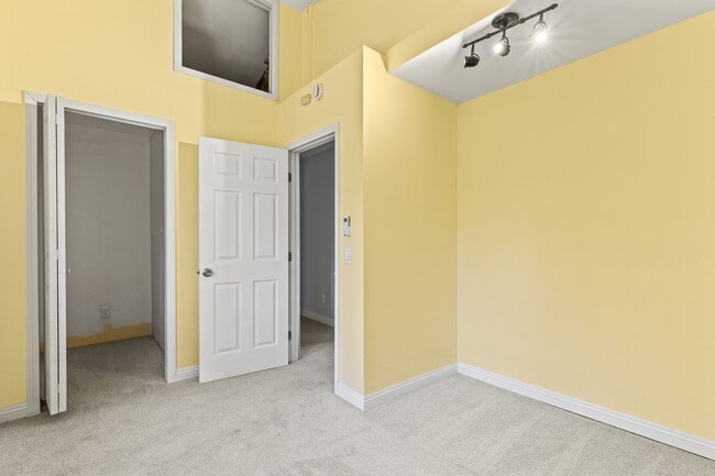 Building Photo - 17091 Bryan Allen Way