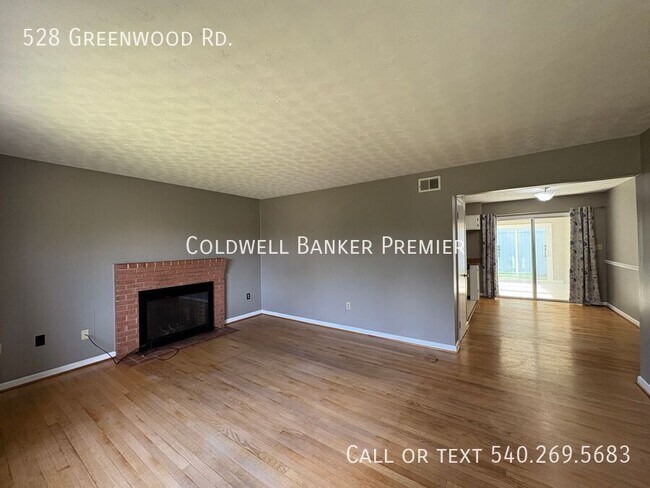 Building Photo - 528 Greenwood Rd