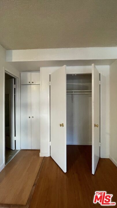 Building Photo - 737 S Oxford Ave